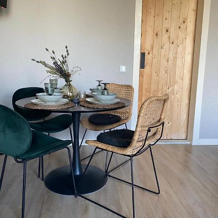 Statige Boerderijwoning Met Vrij Uitzicht En Tuin Villa Hoogzand Luaran gambar