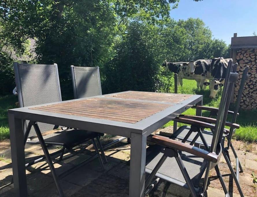 Statige Boerderijwoning Met Vrij Uitzicht En Tuin Villa Hoogzand Luaran gambar