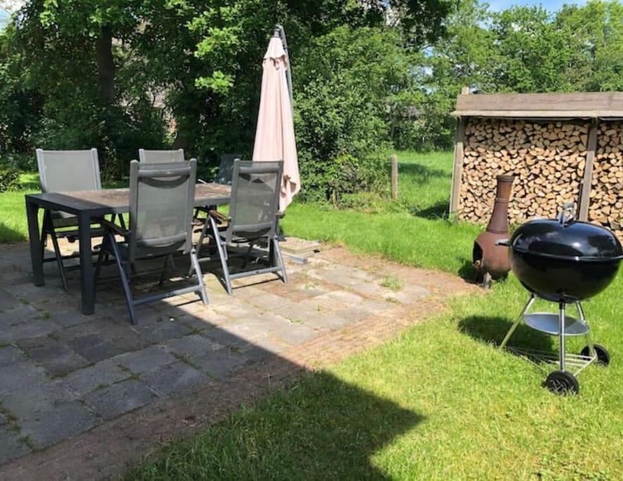 Statige Boerderijwoning Met Vrij Uitzicht En Tuin Villa Hoogzand Luaran gambar